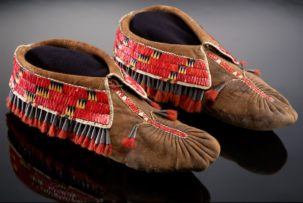 Wendat Moccosins  - Song Spotlight Beautiful and tragic: A Huron Carol